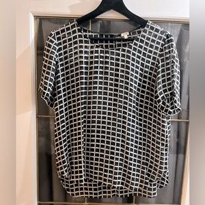 Aritzia Wilfred silk blouse - size medium